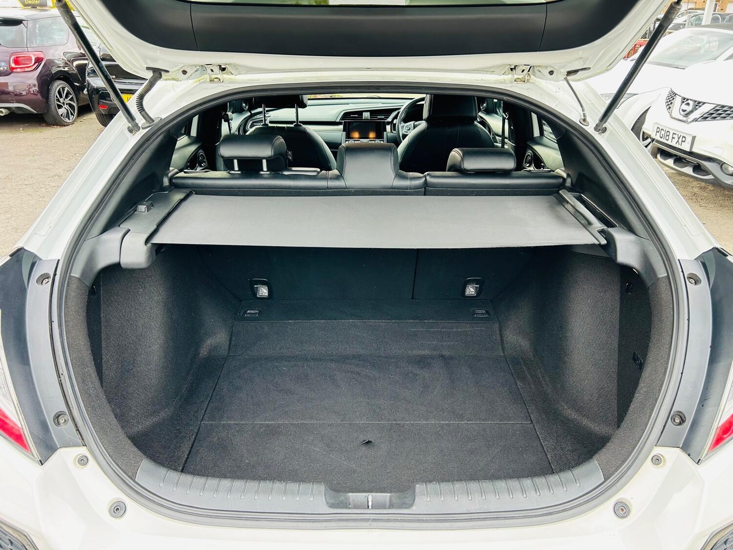 Used Honda Civic 2017 for sale - 76175414: Photo 53