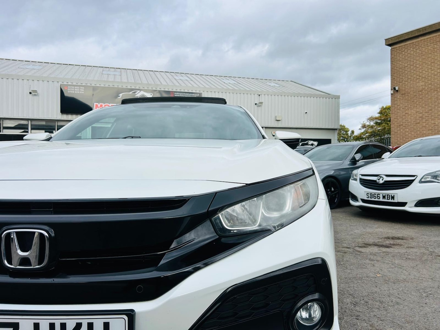 Used Honda Civic 2017 for sale - 76175414: Photo 8