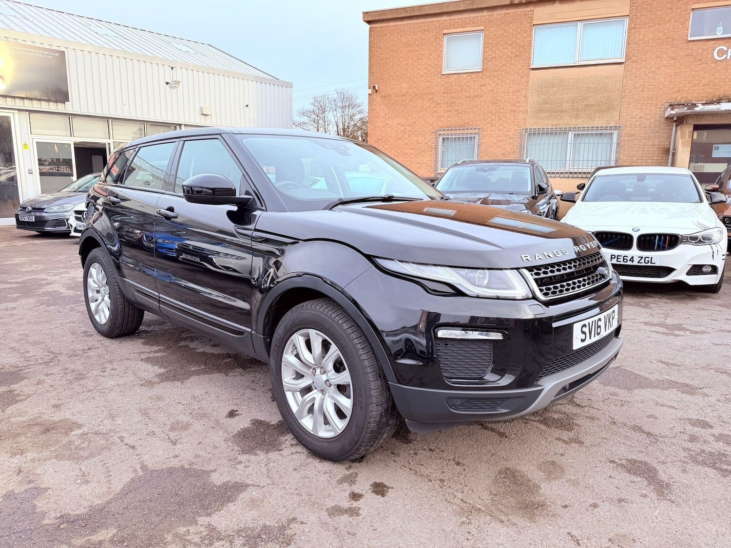 Used Land Rover Range Rover Evoque 2016 for sale - 77215093: Photo 2