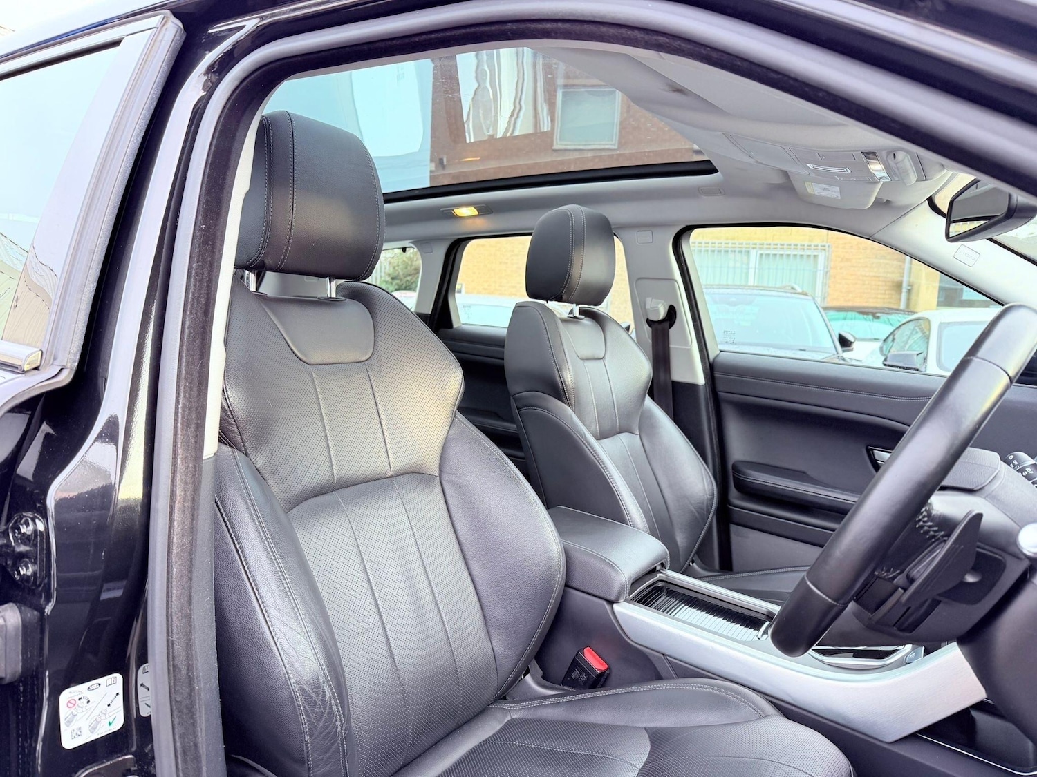 Used Land Rover Range Rover Evoque 2016 for sale - 77215093: Photo 27