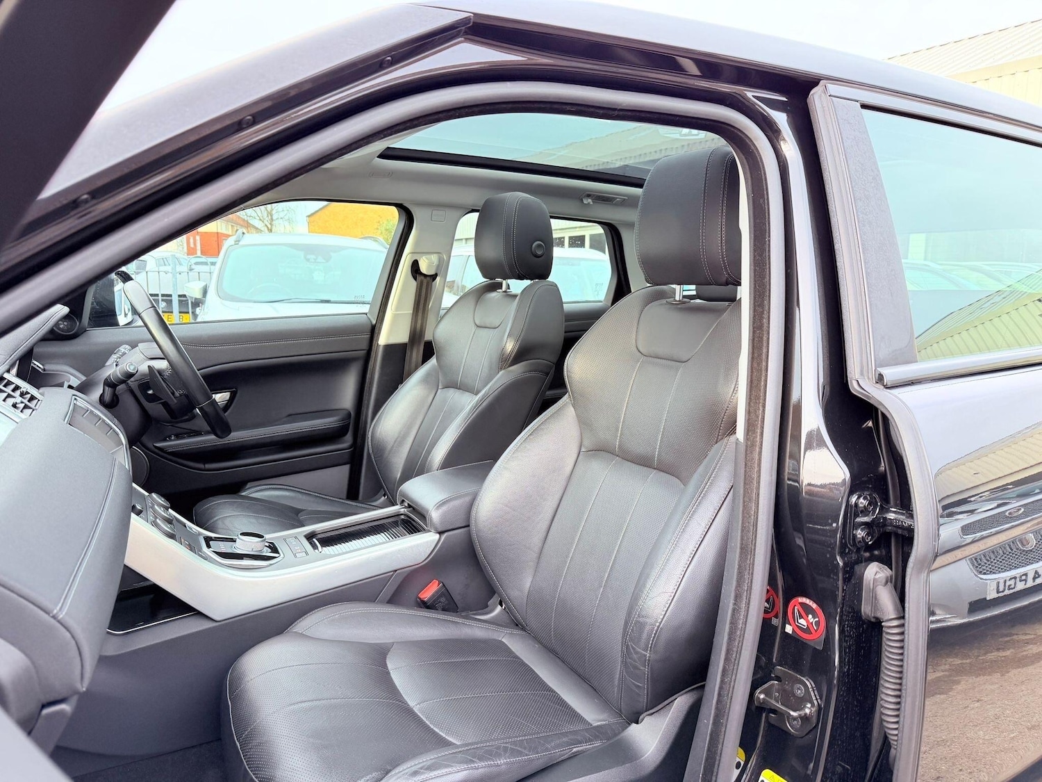 Used Land Rover Range Rover Evoque 2016 for sale - 77215093: Photo 28