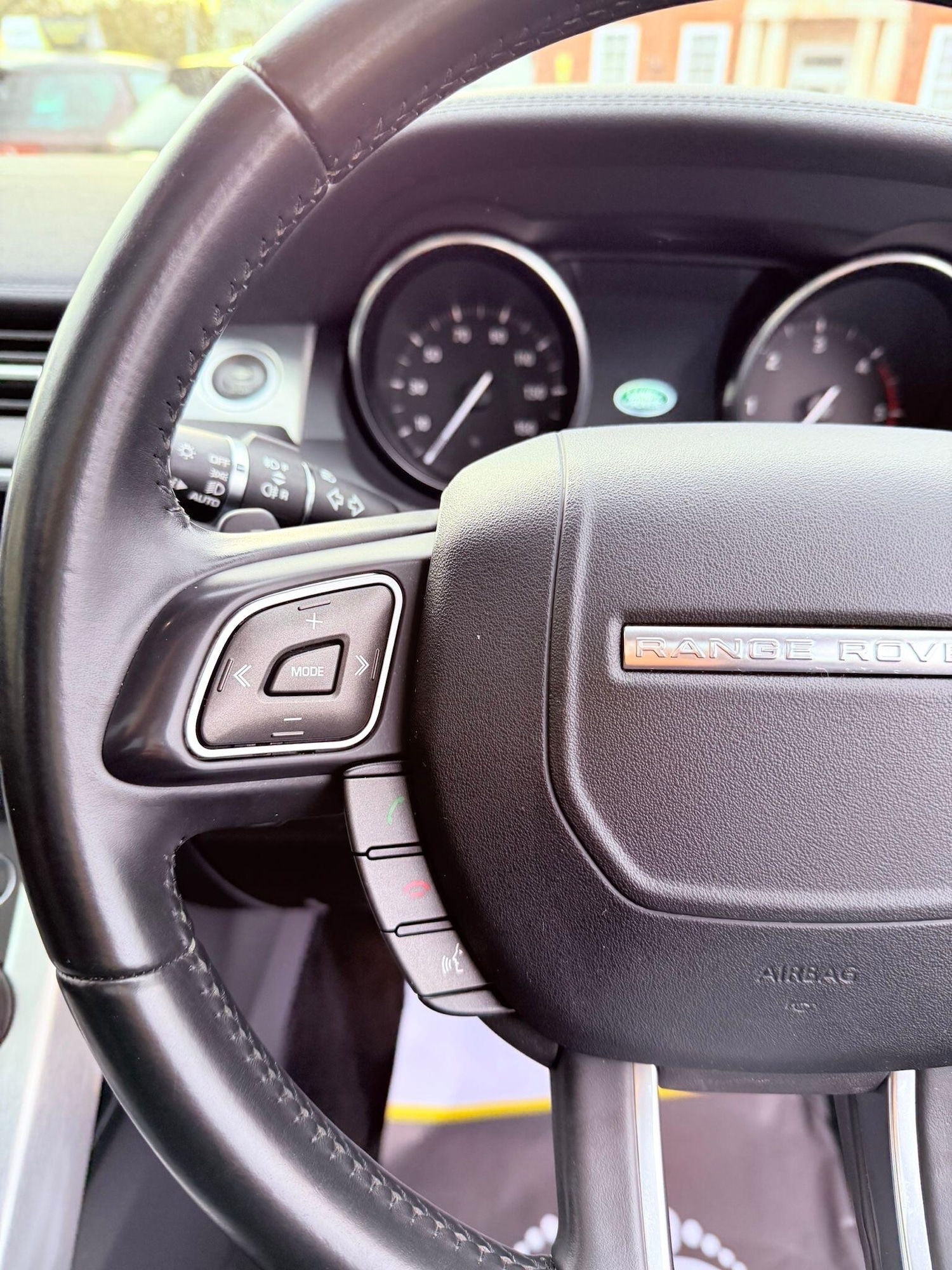 Used Land Rover Range Rover Evoque 2016 for sale - 77215093: Photo 31