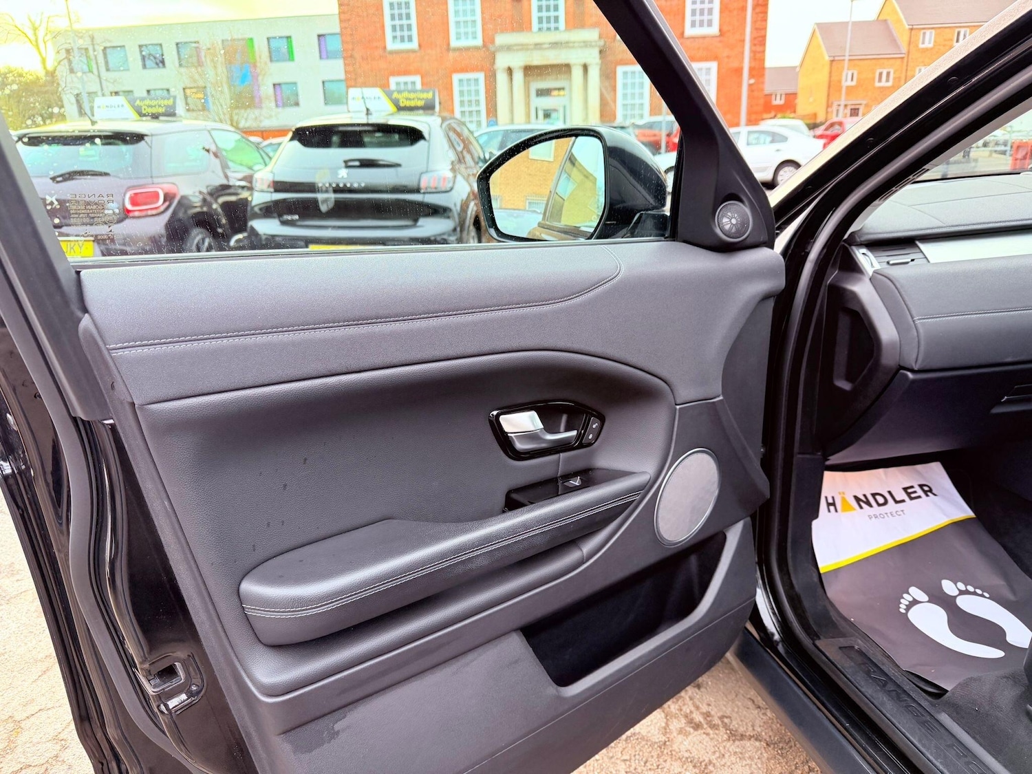 Used Land Rover Range Rover Evoque 2016 for sale - 77215093: Photo 51