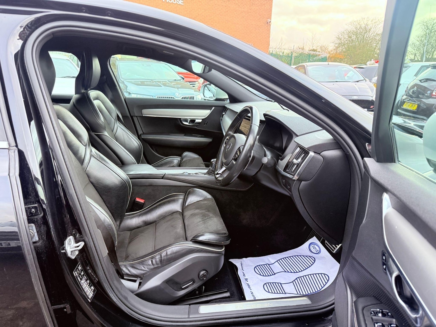 Used Volvo S90 2017 for sale - 76849928: Photo 23