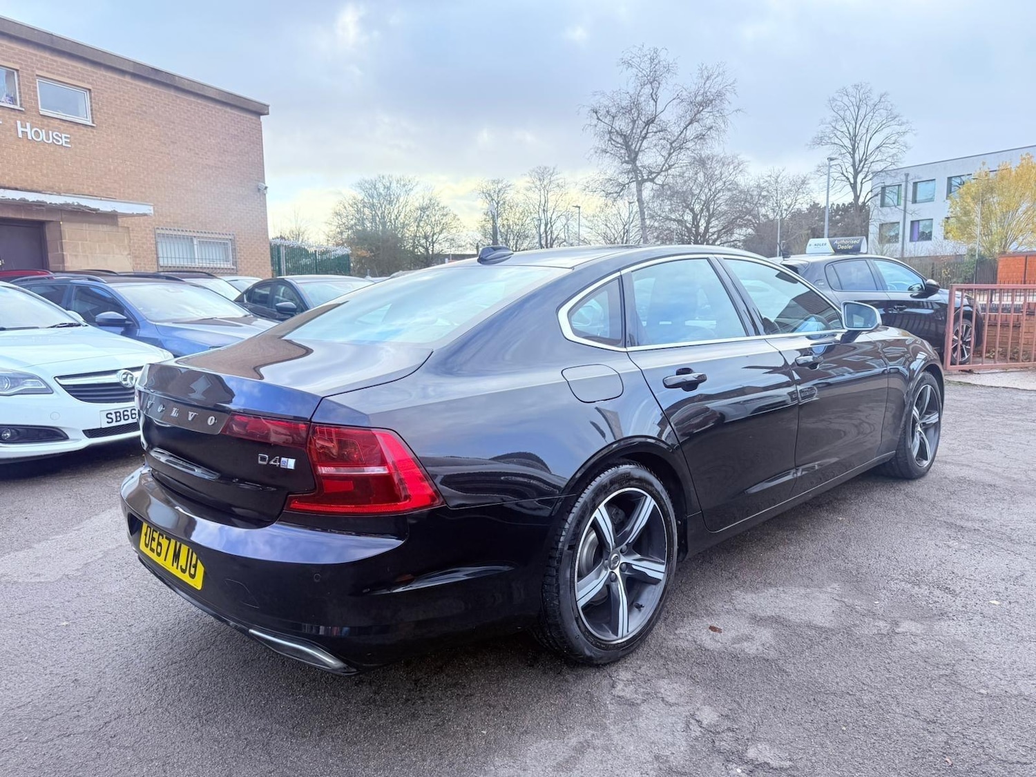 Used Volvo S90 2017 for sale - 76849928: Photo 5