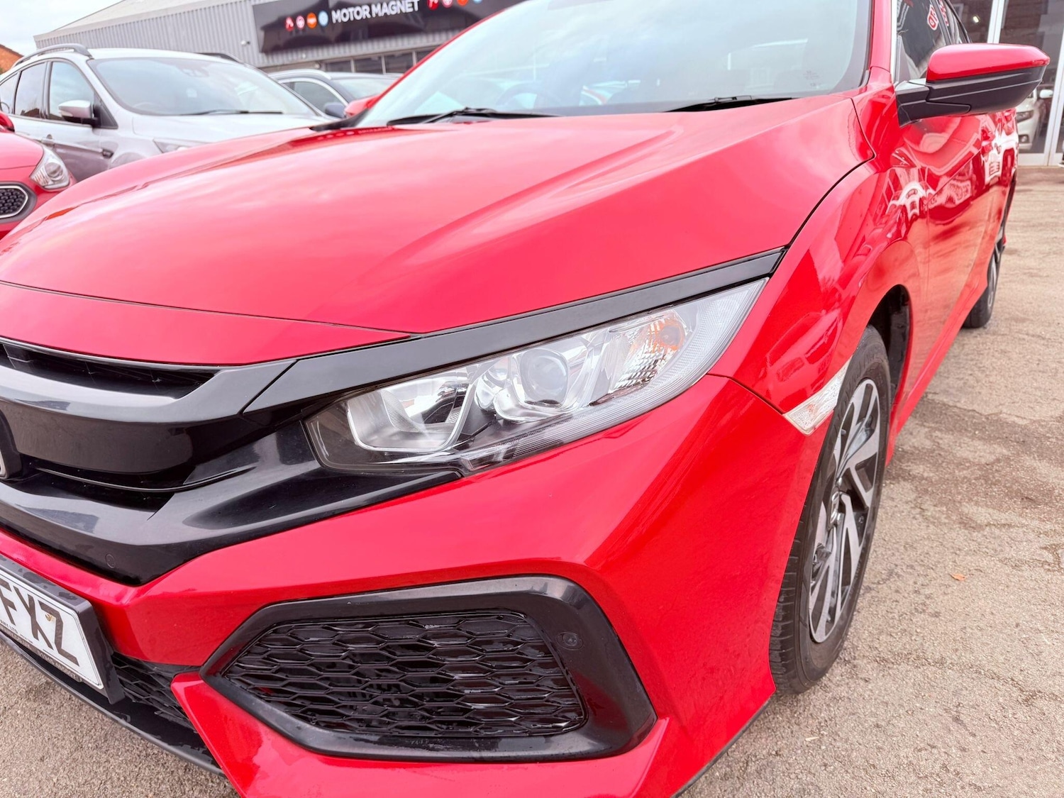 Used Honda Civic 2018 for sale - 76572145: Photo 10