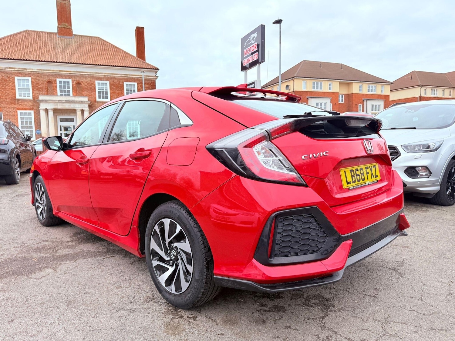 Used Honda Civic 2018 for sale - 76572145: Photo 16