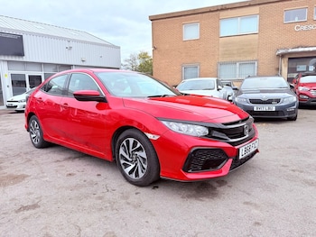 Used Honda Civic 2018 for sale - 76572145: Photo