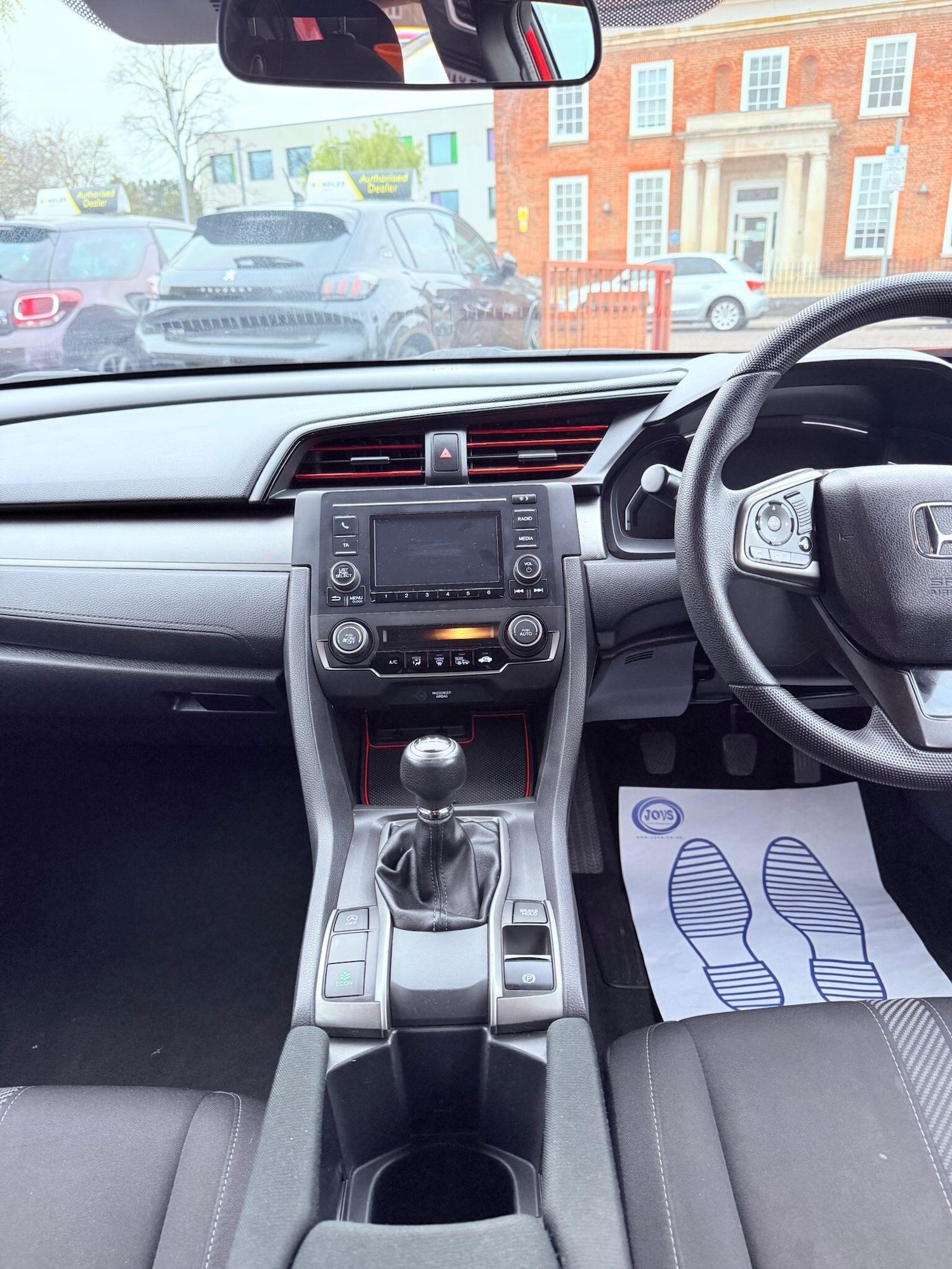 Used Honda Civic 2018 for sale - 76572145: Photo 31