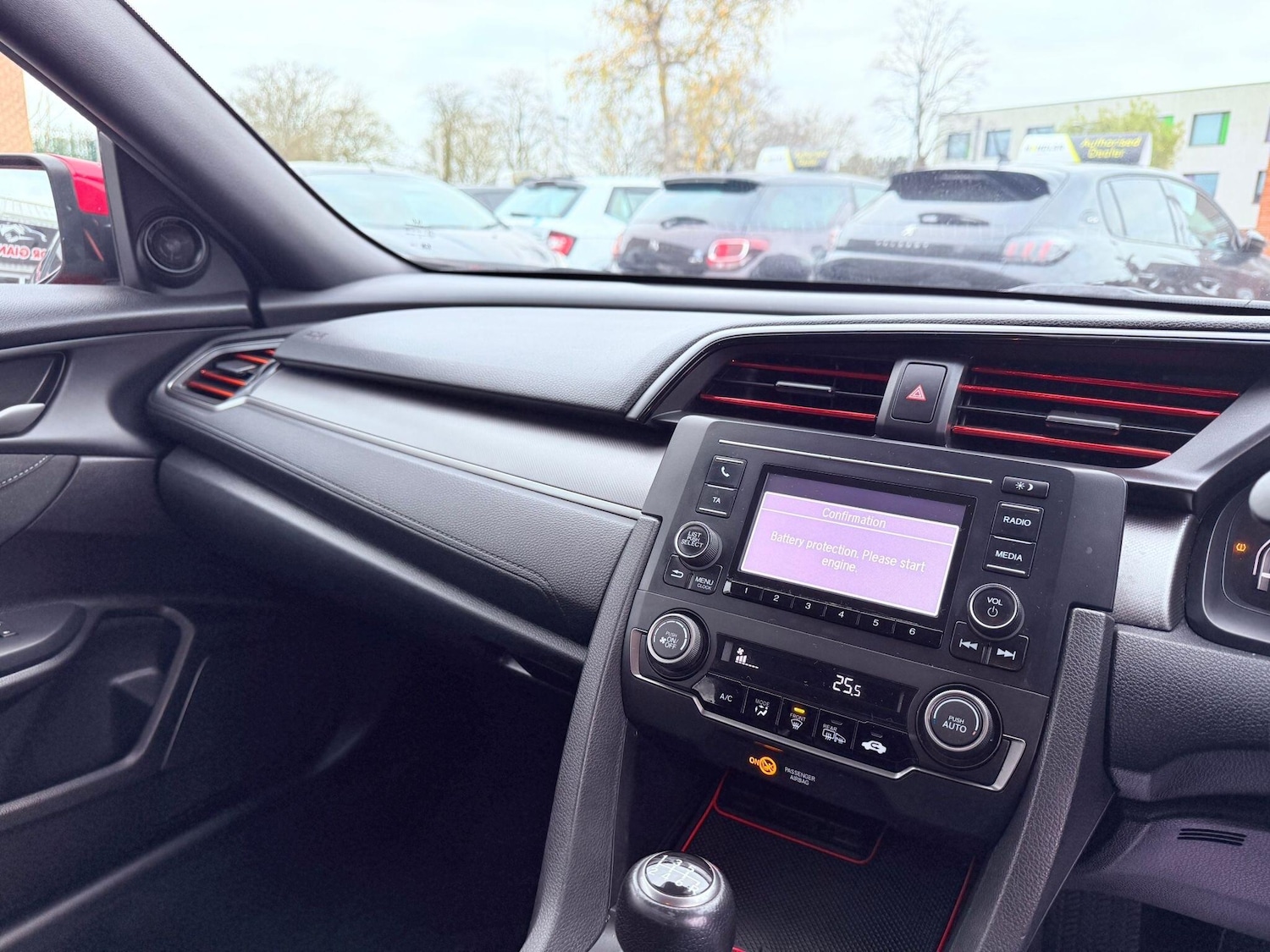 Used Honda Civic 2018 for sale - 76572145: Photo 33