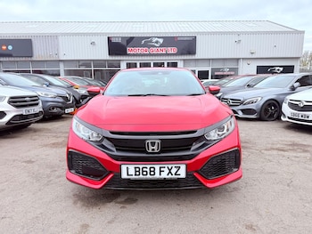 Used Honda Civic 2018 for sale - 76572145: Photo