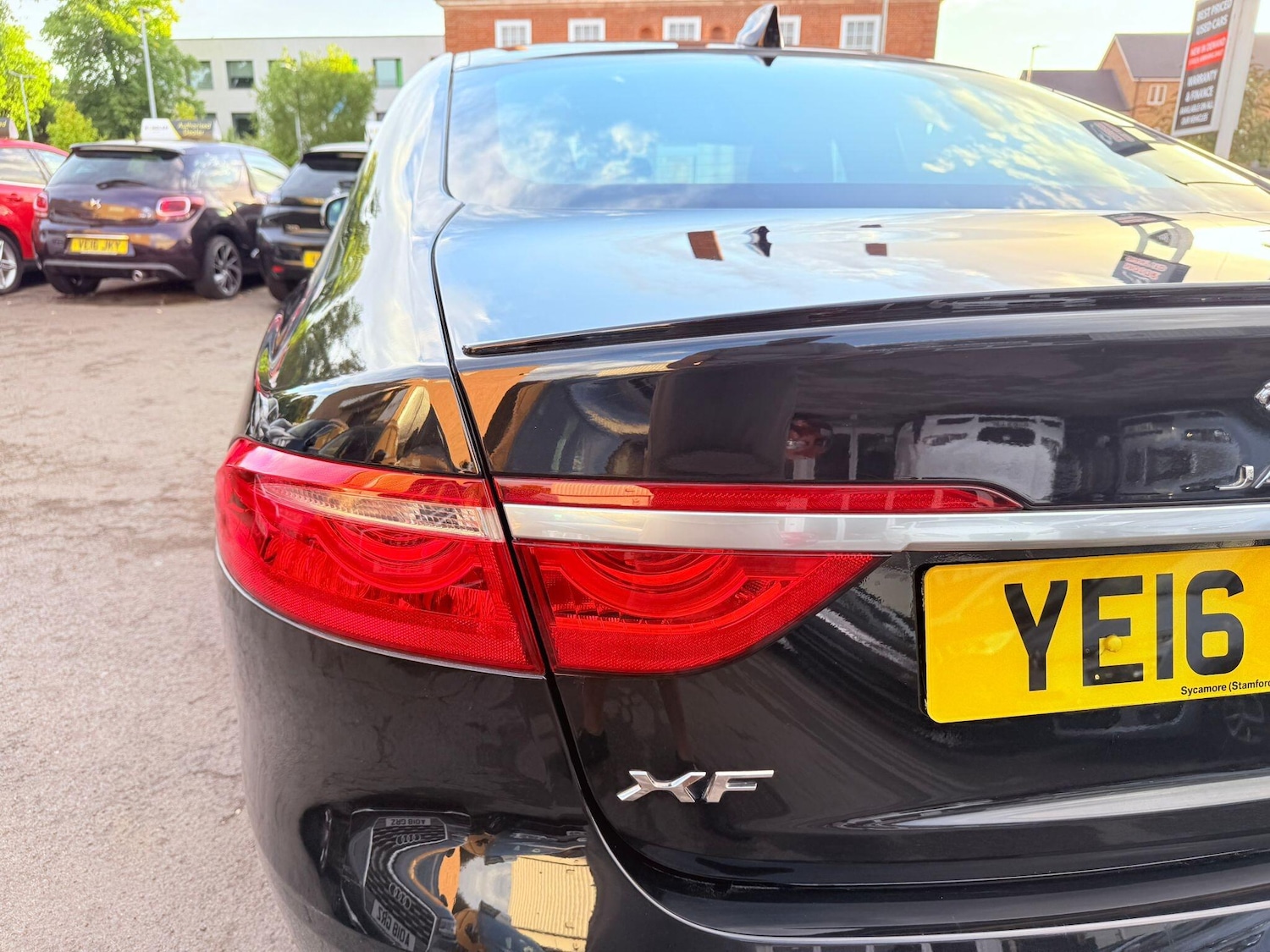 Used Jaguar XF for sale - 75677642: Photo 16