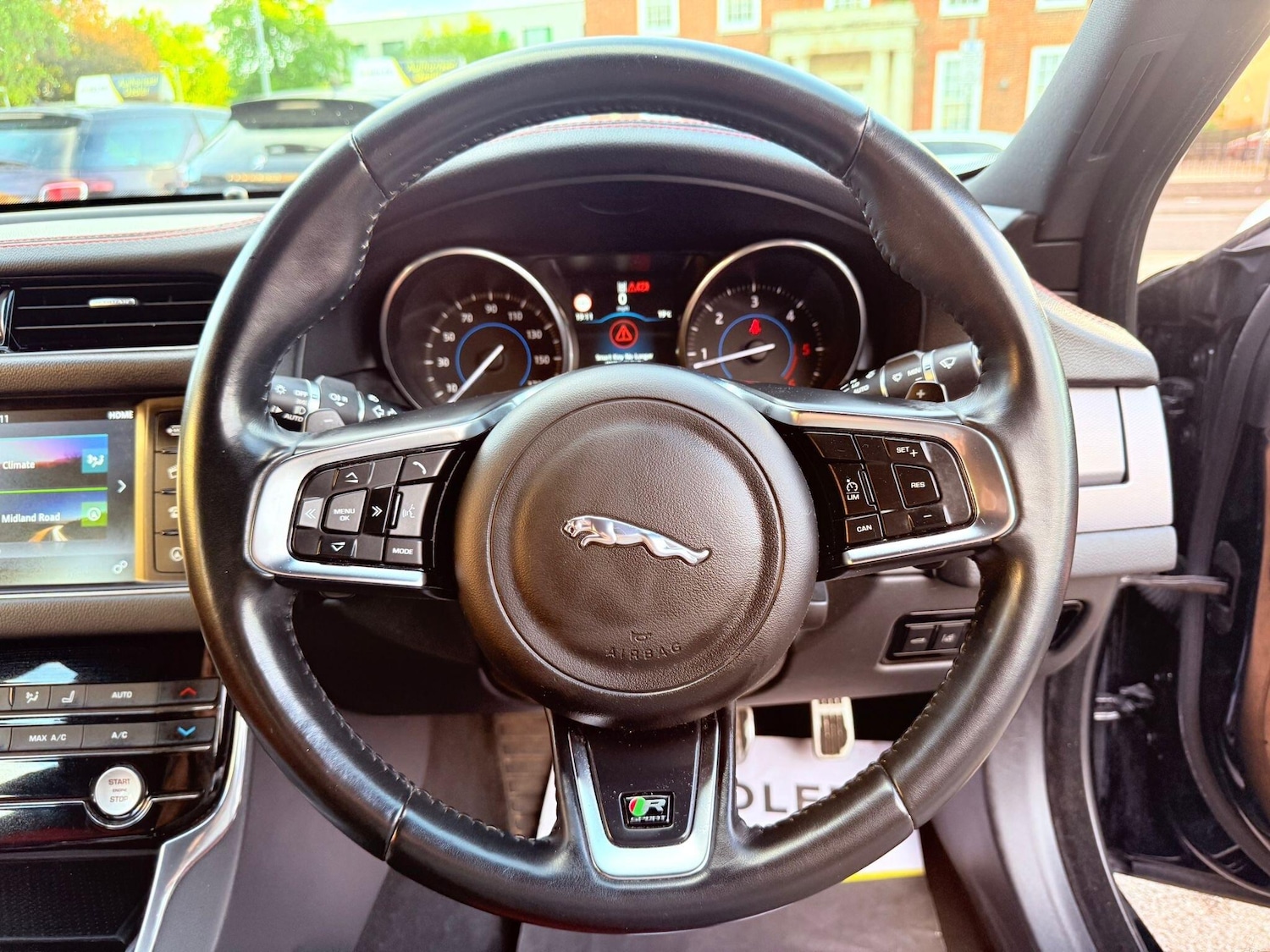 Used Jaguar XF for sale - 75677642: Photo 31