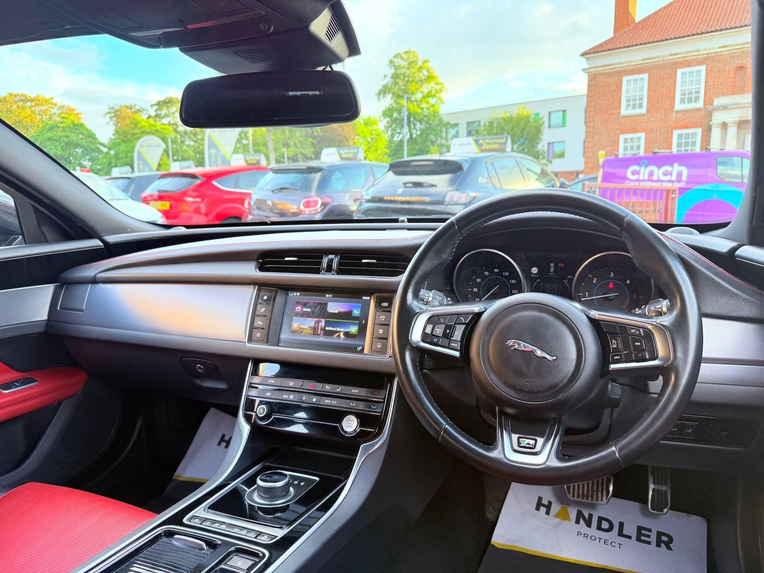 Used Jaguar XF for sale - 75677642: Photo 40