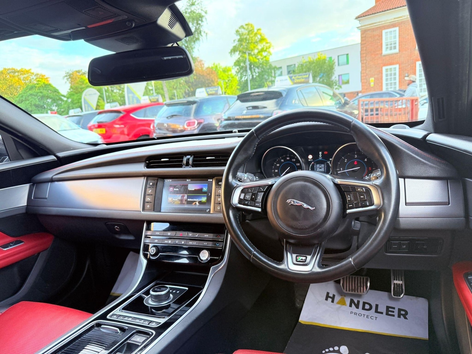 Used Jaguar XF for sale - 75677642: Photo 42