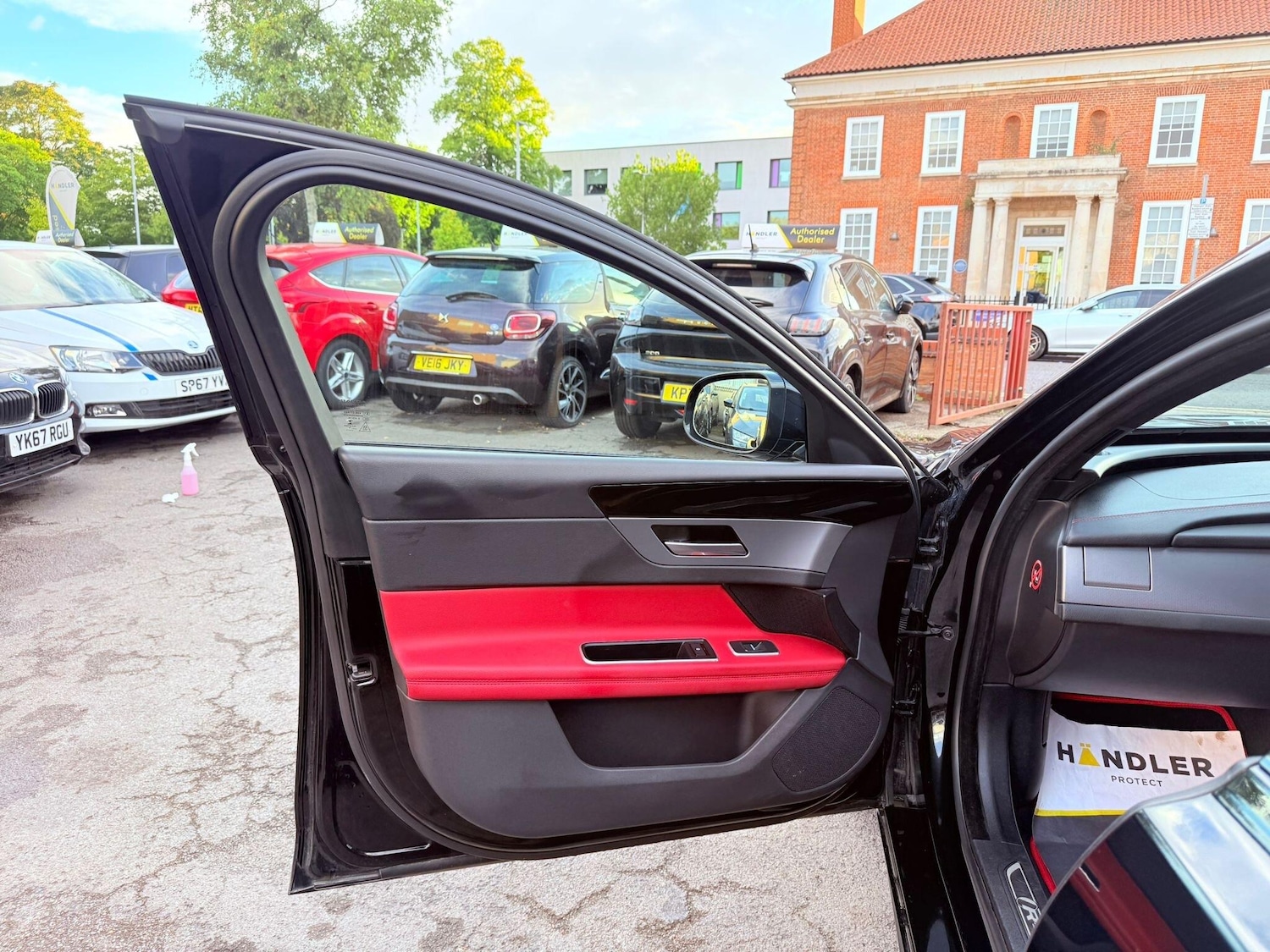 Used Jaguar XF for sale - 75677642: Photo 47