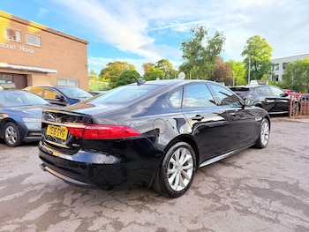 Used Jaguar XF 2016 for sale - 75677642: Photo