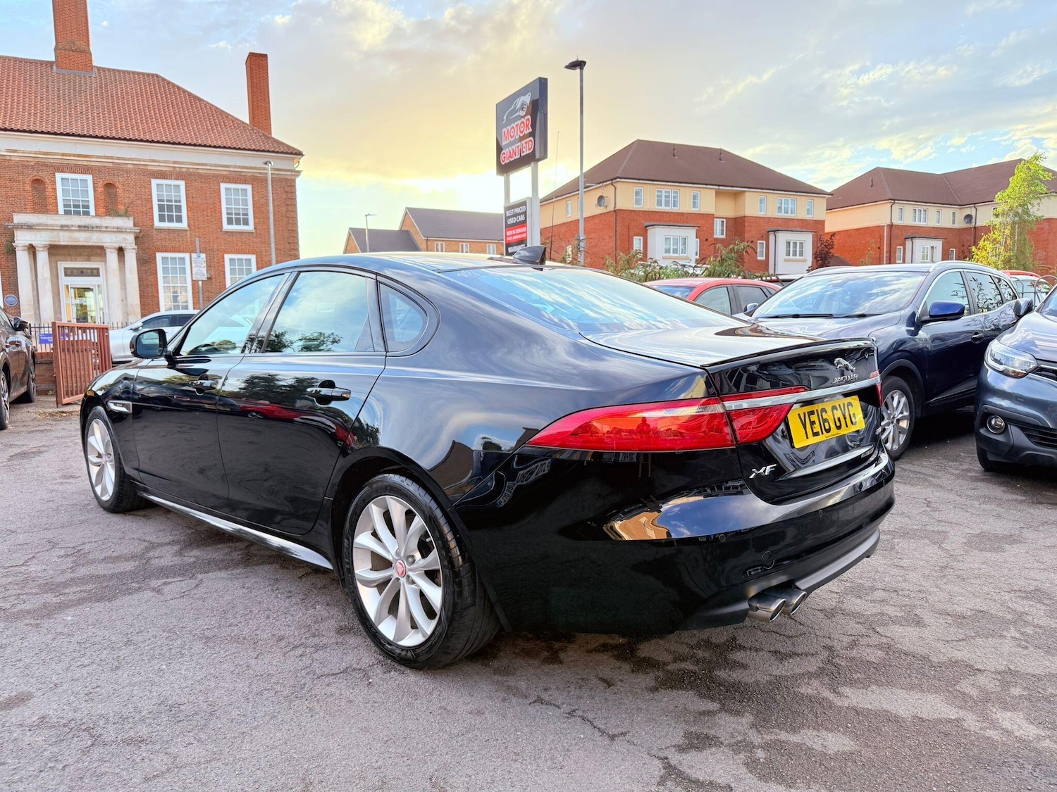 Used Jaguar XF for sale - 75677642: Photo 5