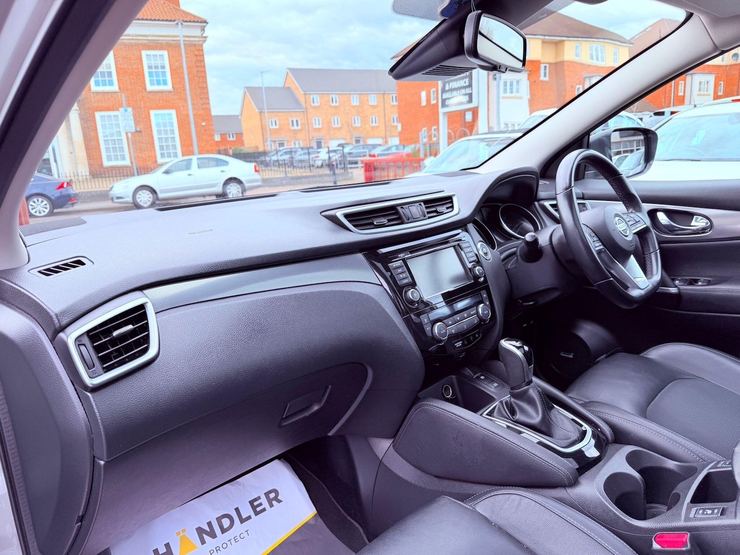 Used Nissan Qashqai 2020 for sale - 77710081: Photo 30