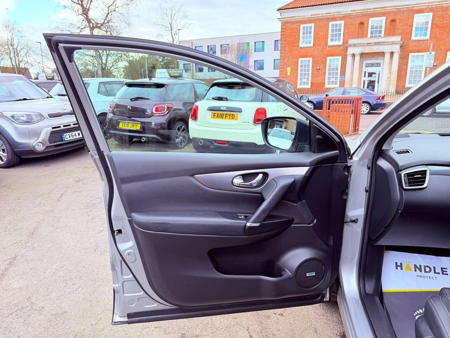 Used Nissan Qashqai 2020 for sale - 77710081: Photo 49