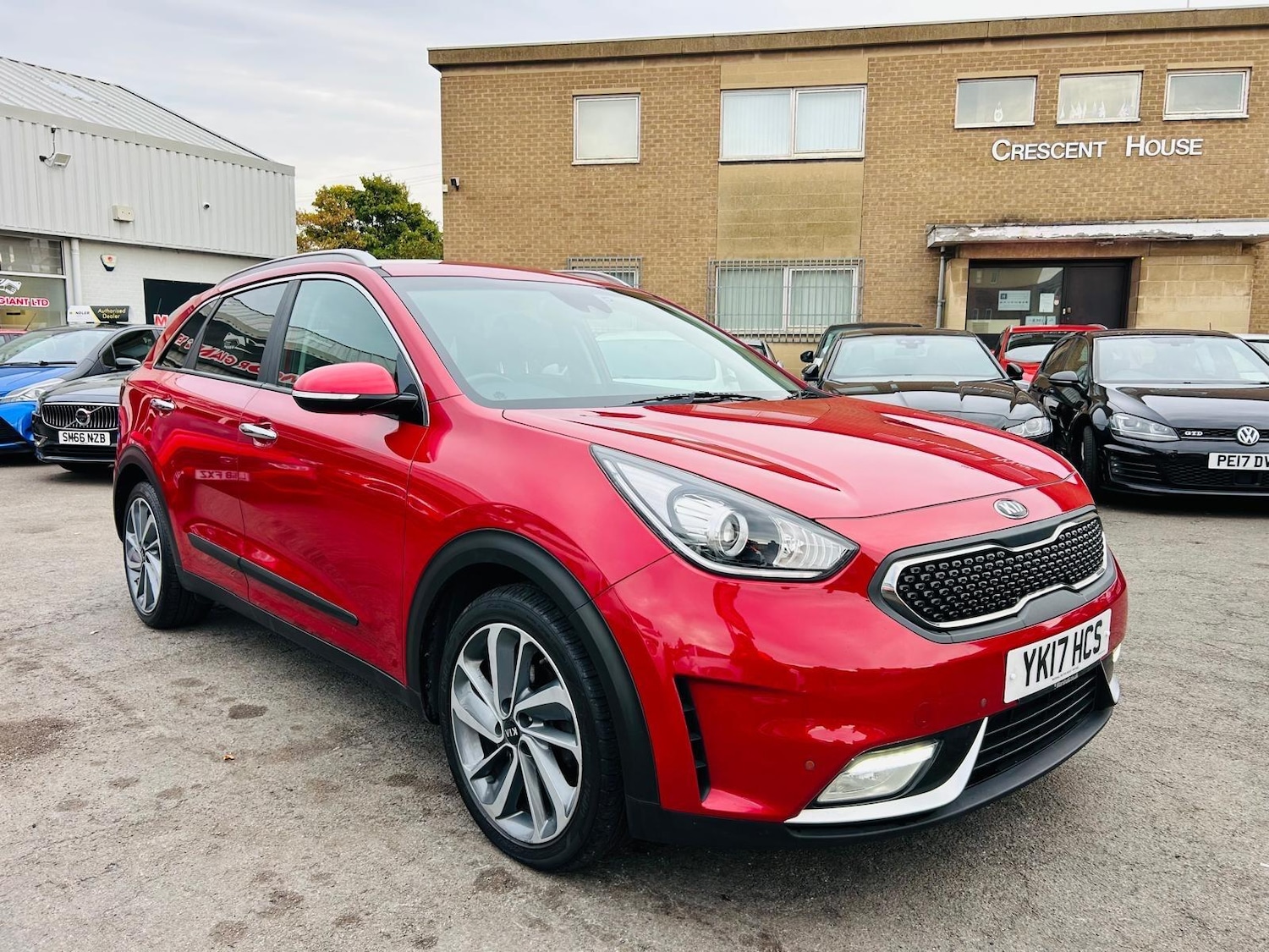 Used Kia Niro 2017 for sale - 76151223: Photo 2