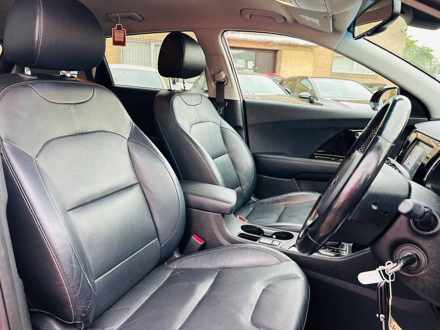 Used Kia Niro 2017 for sale - 76151223: Photo 26