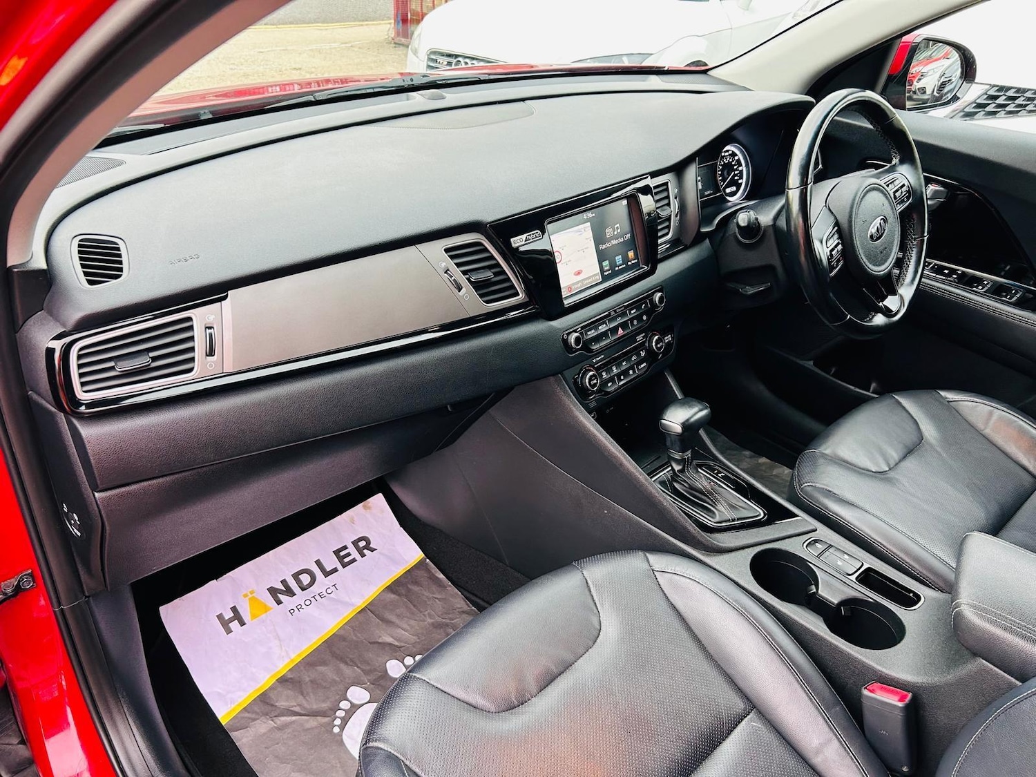 Used Kia Niro 2017 for sale - 76151223: Photo 30