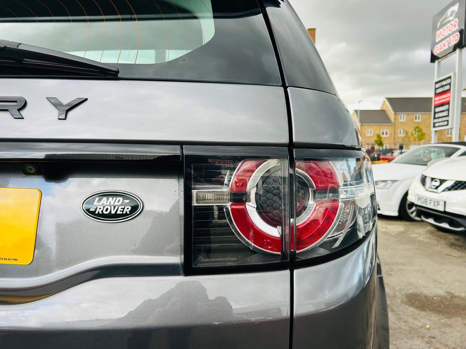 Used Land Rover Discovery Sport 2015 for sale - 76377637: Photo 10