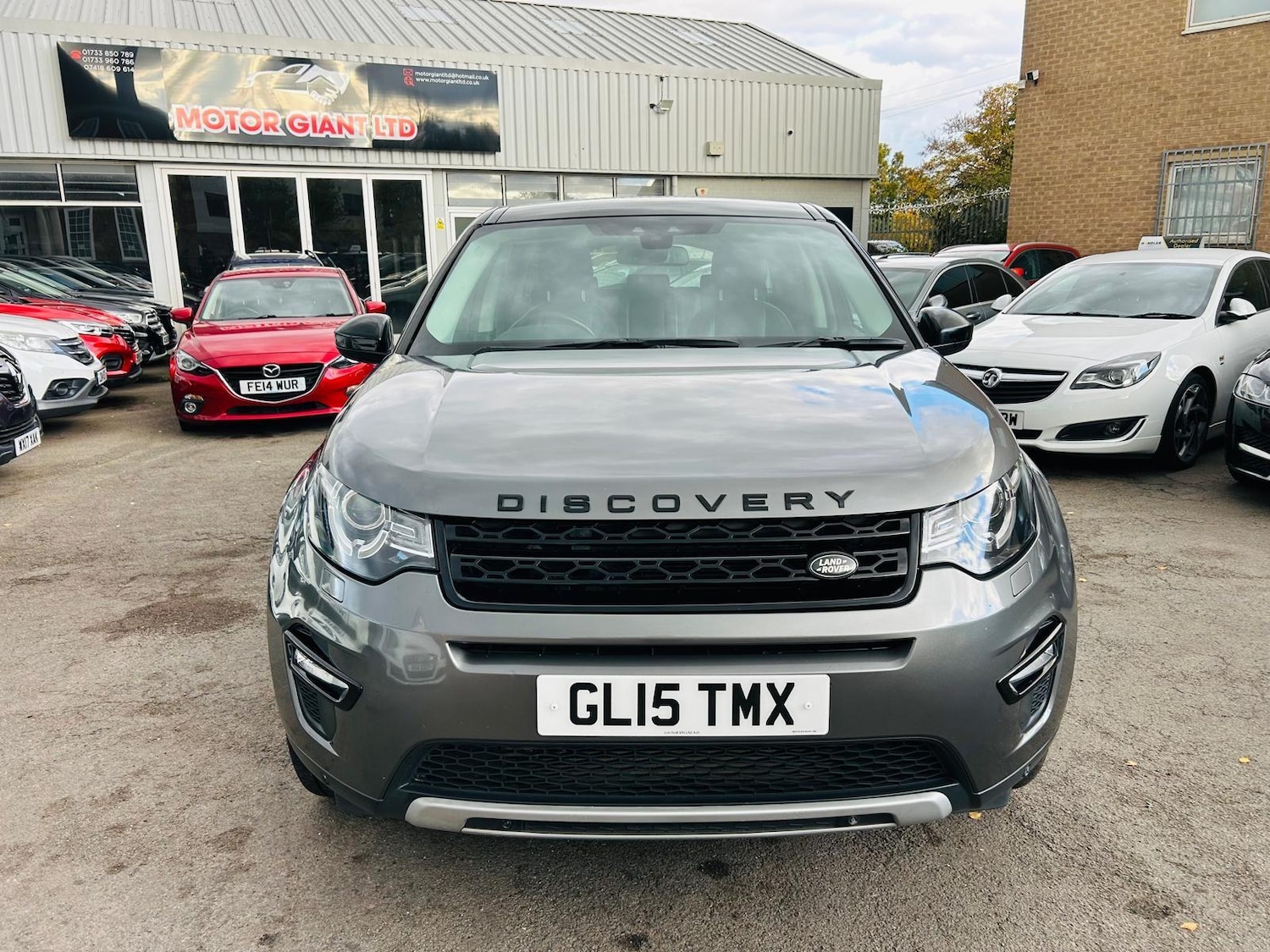 Used Land Rover Discovery Sport 2015 for sale - 76377637: Photo 3