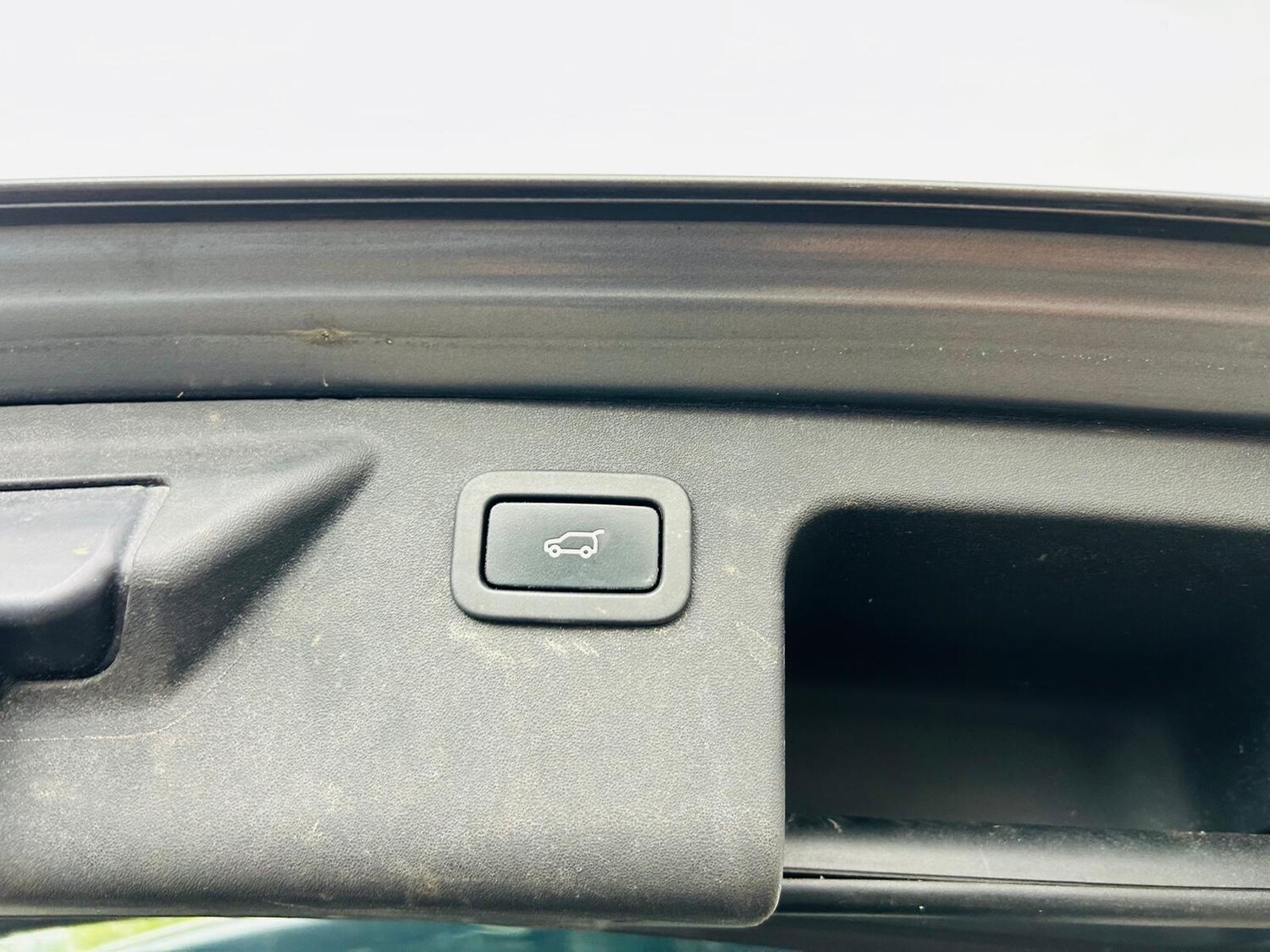 Used Land Rover Discovery Sport 2015 for sale - 76377637: Photo 48