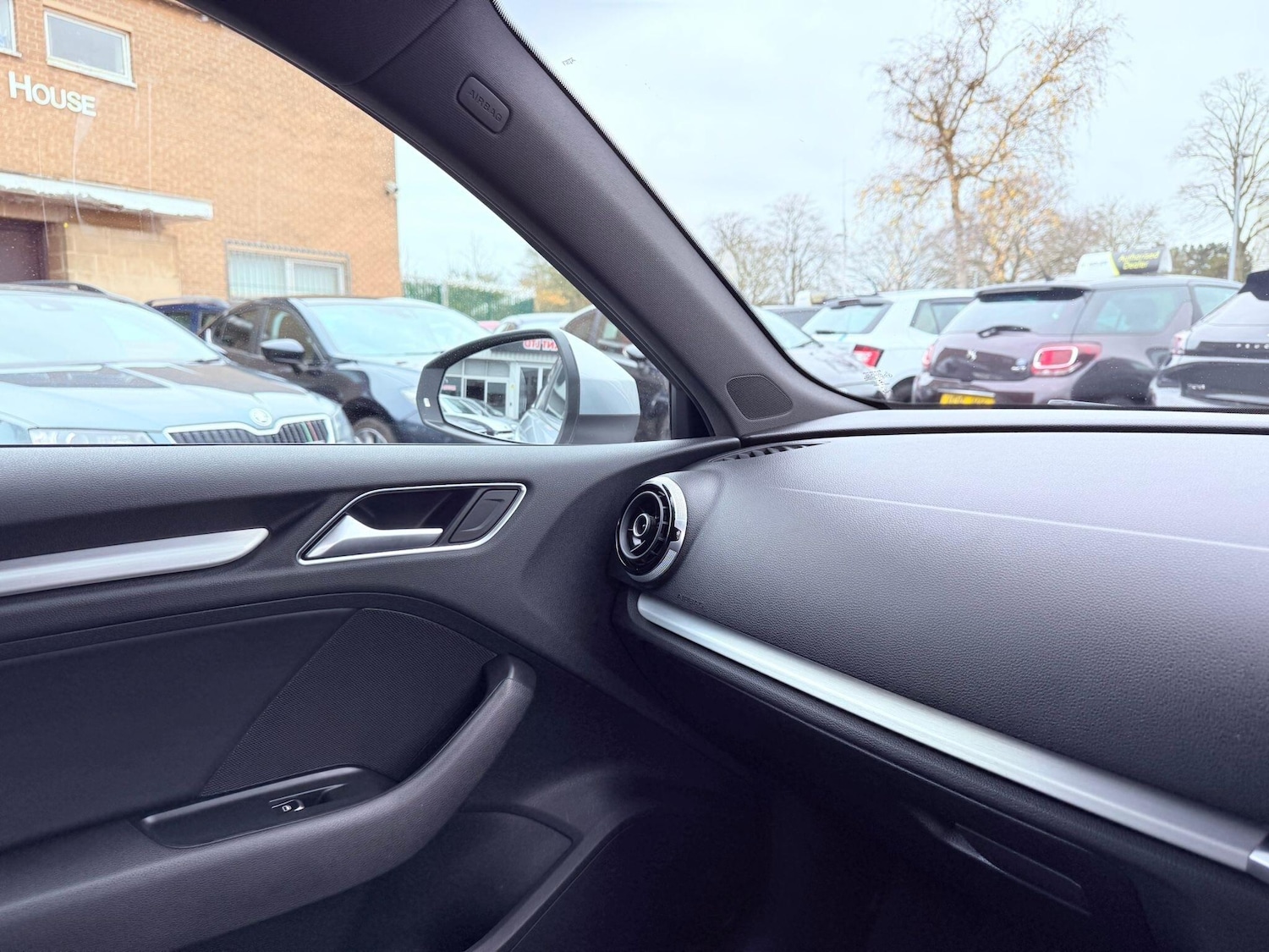 Used Audi A3 2015 for sale - 76728101: Photo 37