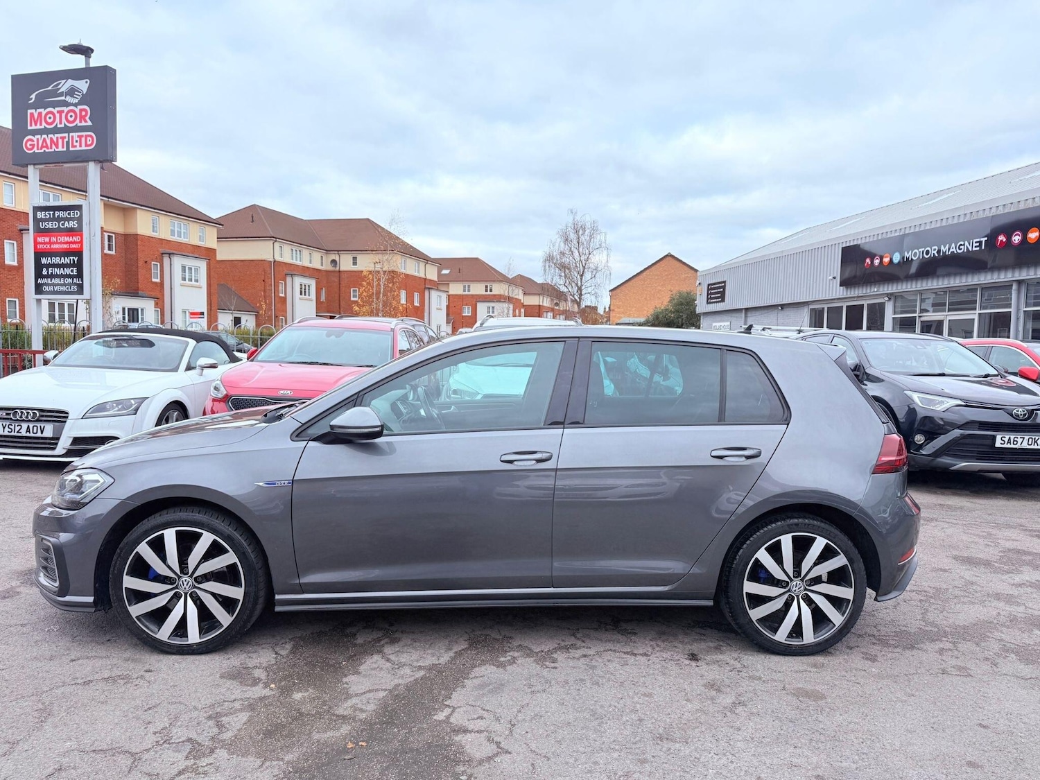 Used Volkswagen Golf 2017 for sale - 76597041: Photo 20