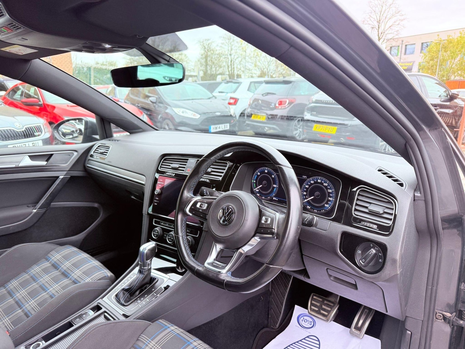 Used Volkswagen Golf 2017 for sale - 76597041: Photo 23