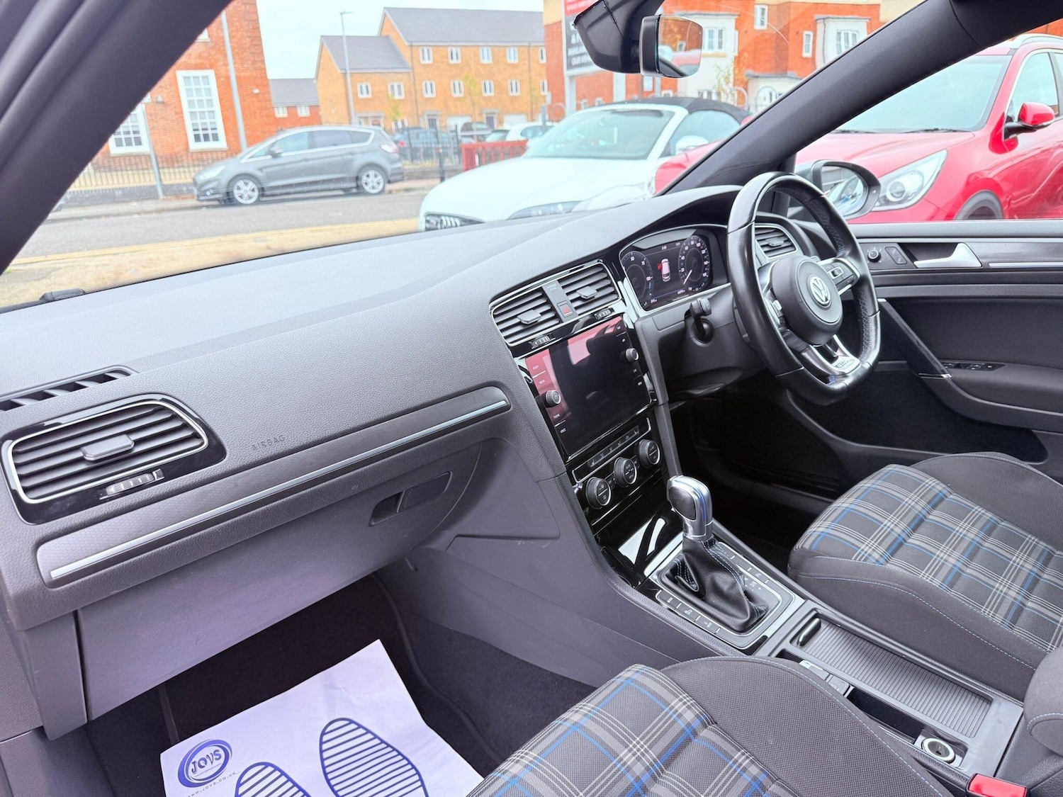 Used Volkswagen Golf 2017 for sale - 76597041: Photo 24