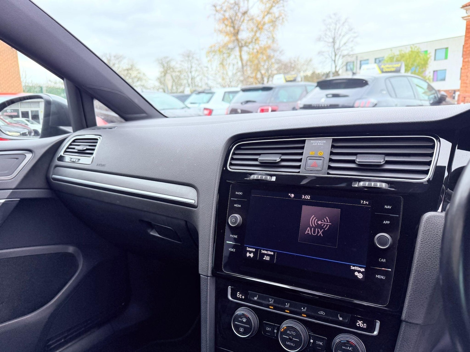 Used Volkswagen Golf 2017 for sale - 76597041: Photo 35