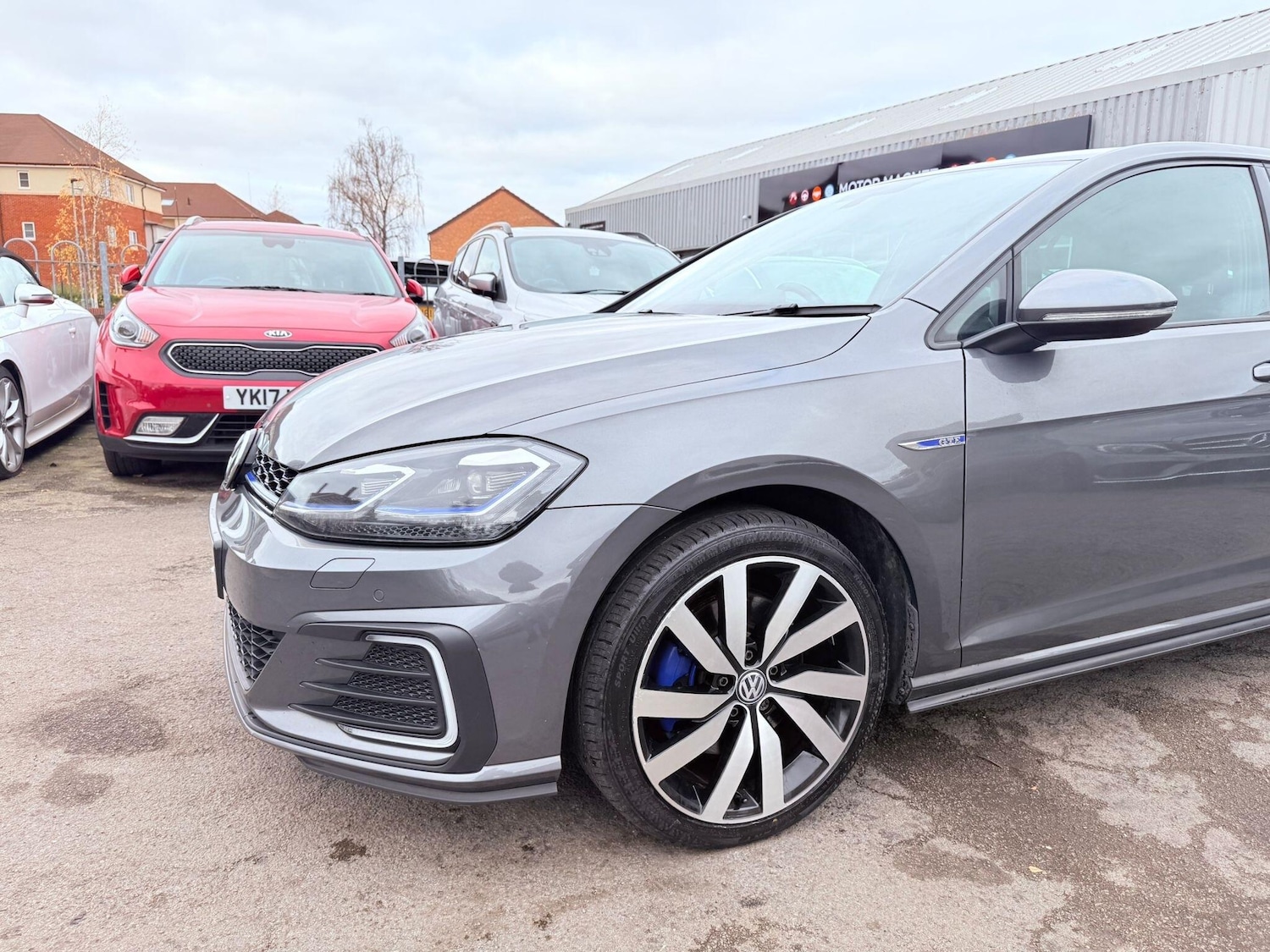 Used Volkswagen Golf 2017 for sale - 76597041: Photo 6