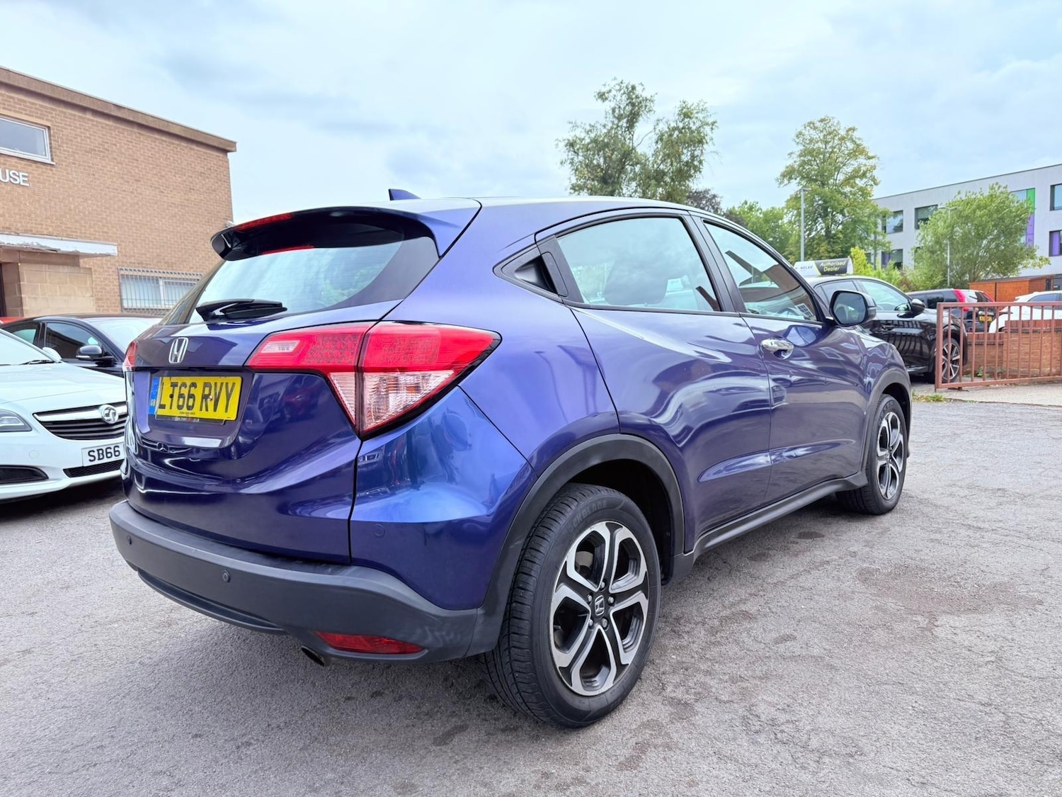 Used Honda HR-V 2016 for sale - 76020515: Photo 18
