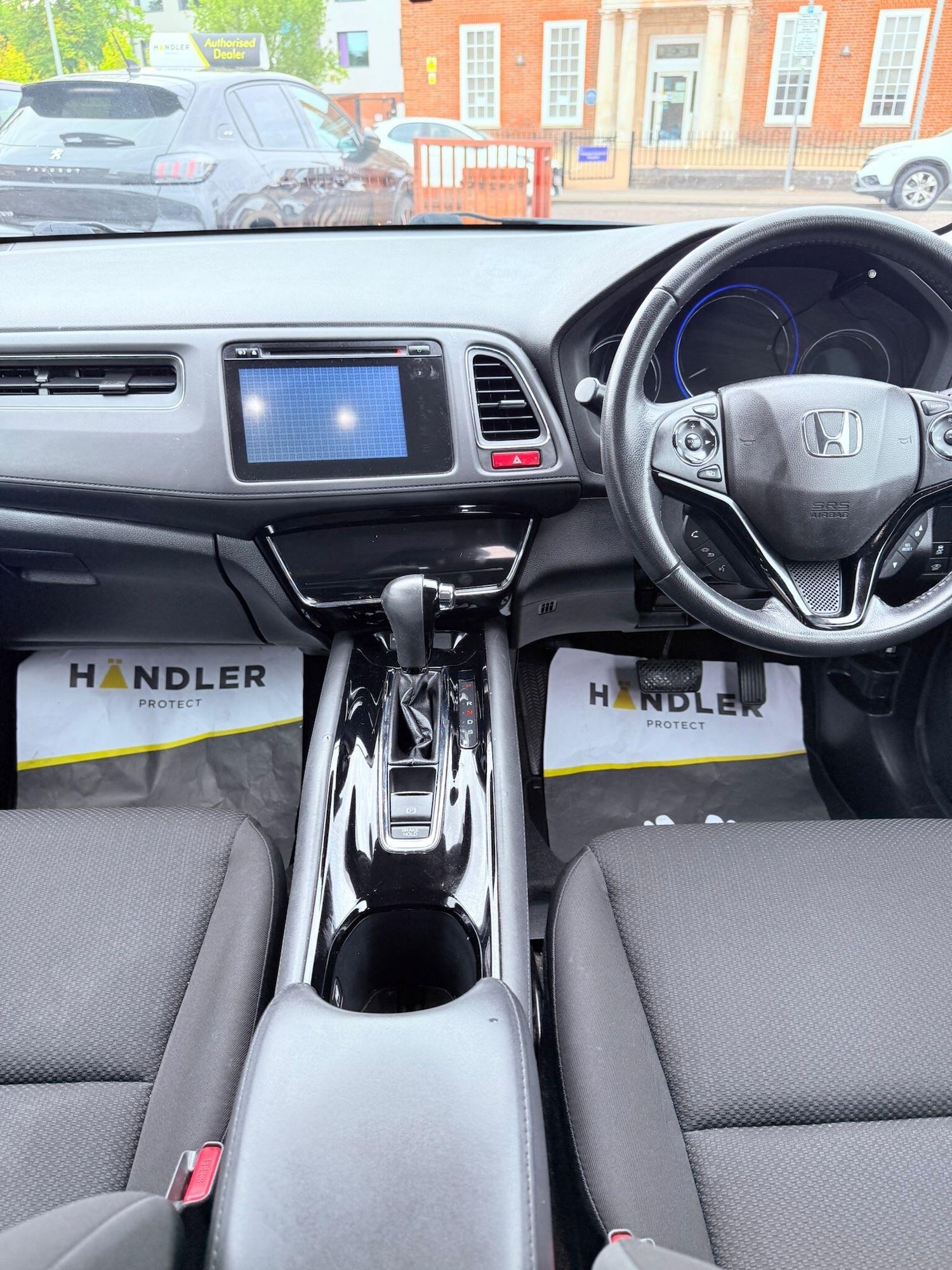 Used Honda HR-V 2016 for sale - 76020515: Photo 37