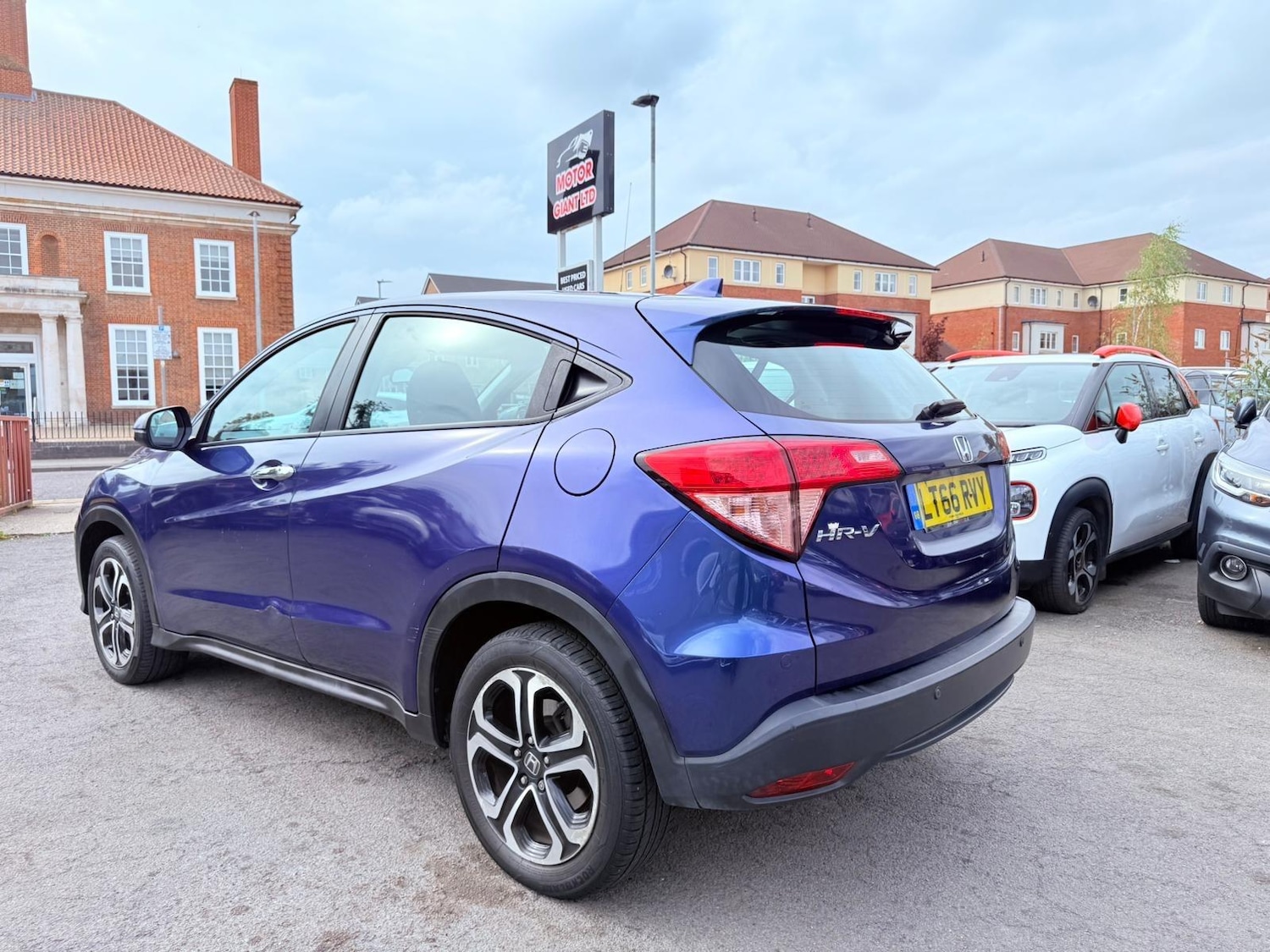 Used Honda HR-V 2016 for sale - 76020515: Photo 4