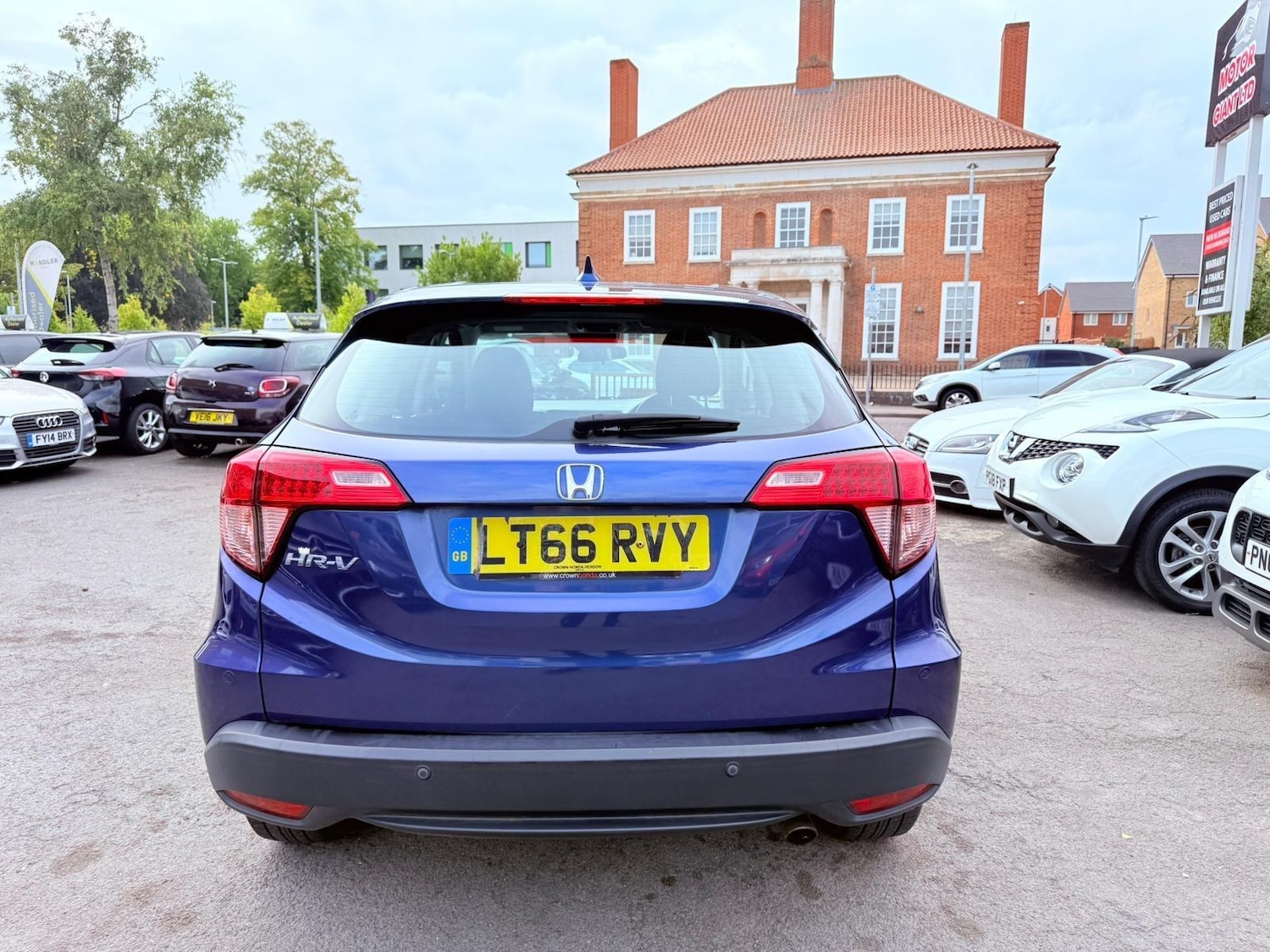 Used Honda HR-V 2016 for sale - 76020515: Photo 6