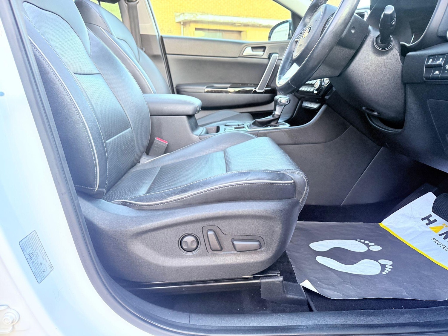 Vehicle 33