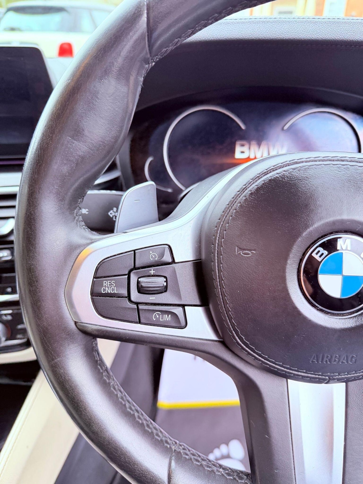 Used BMW 5 Series 2017 for sale - 77633036: Photo 37