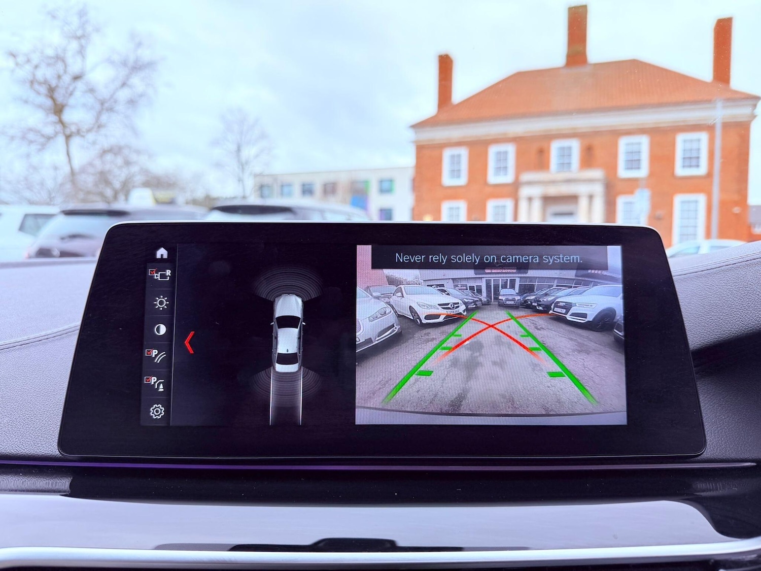 Used BMW 5 Series 2017 for sale - 77633036: Photo 39