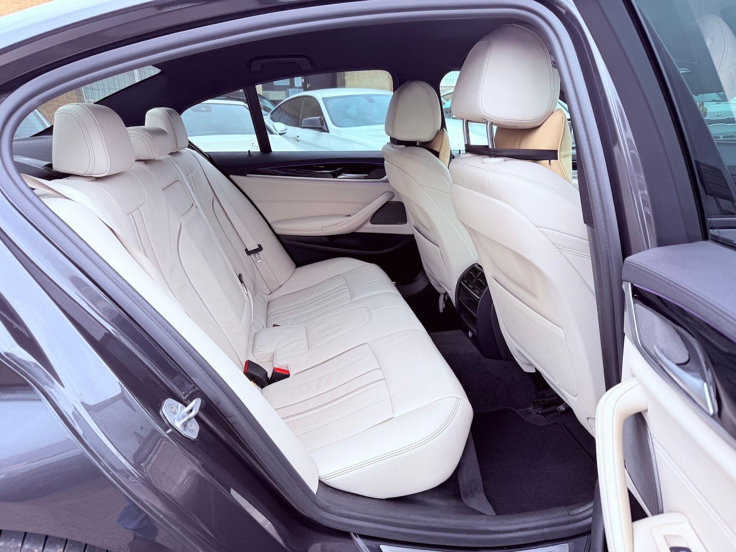 Used BMW 5 Series 2017 for sale - 77633036: Photo 59