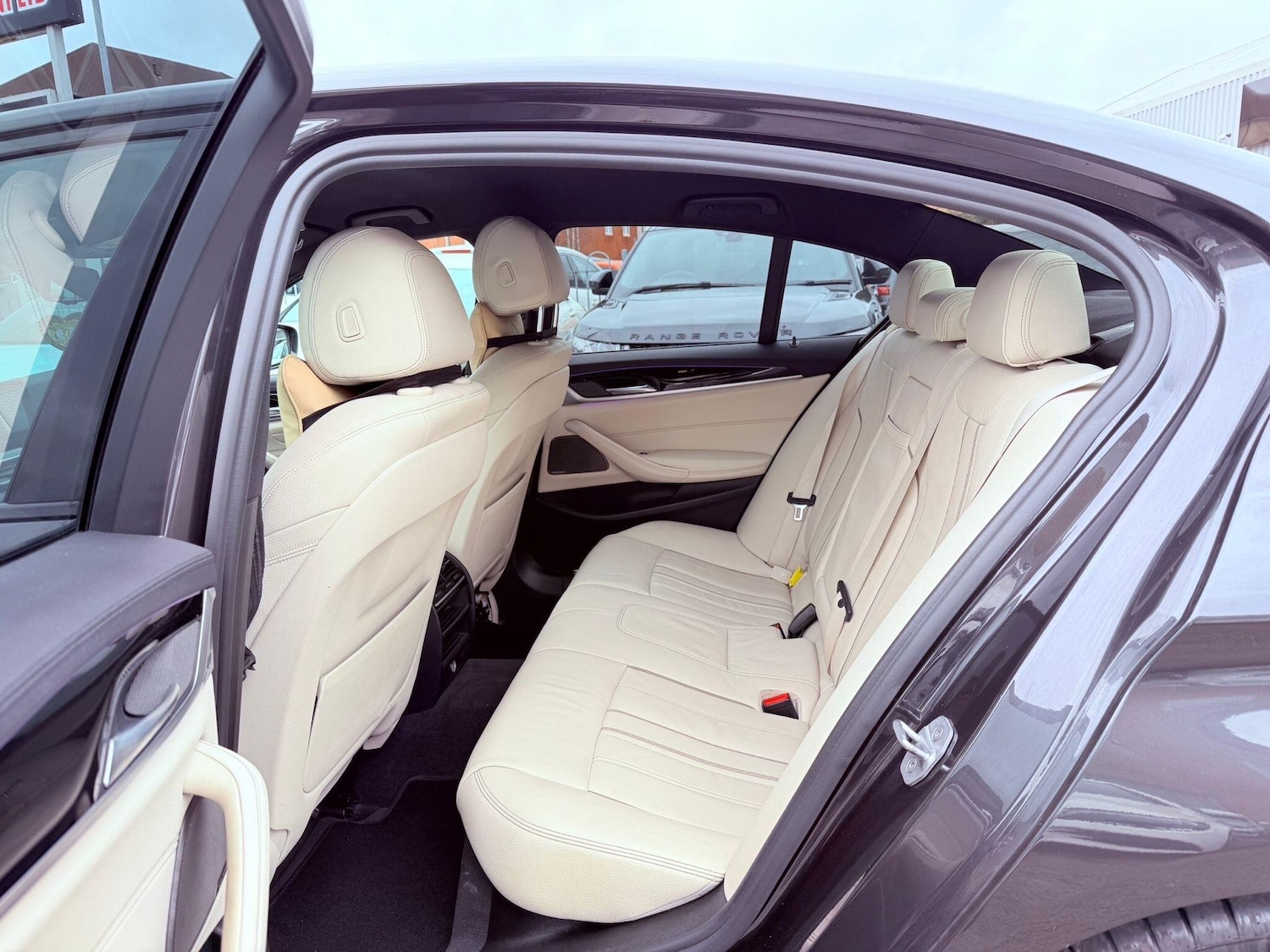 Used BMW 5 Series 2017 for sale - 77633036: Photo 60