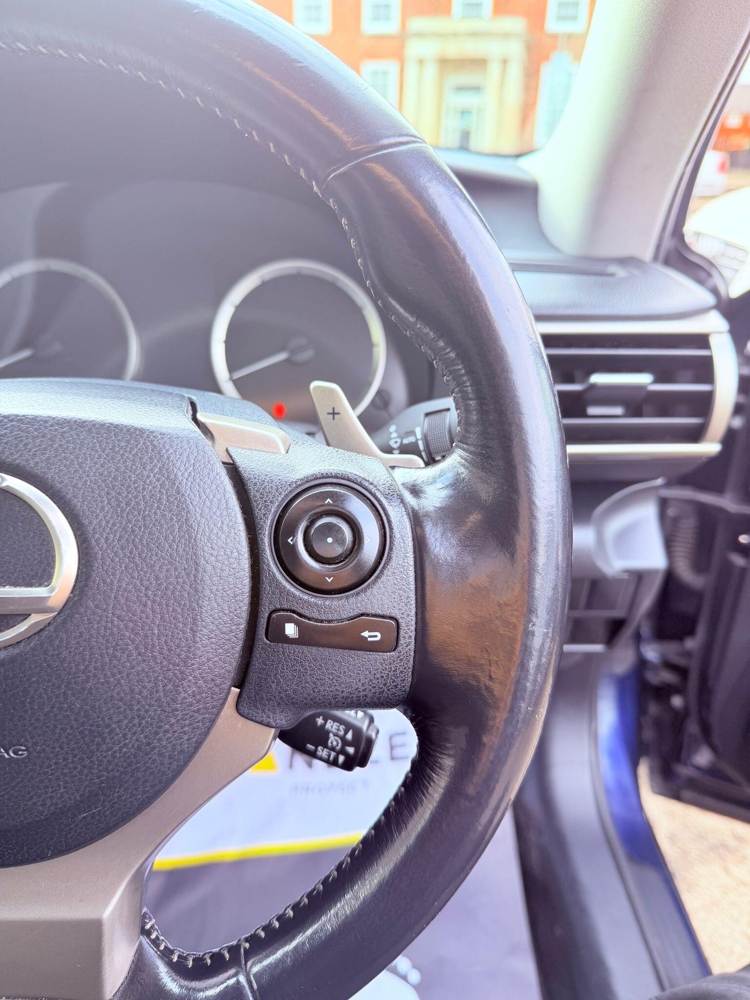 Used Lexus IS 2015 for sale - 77710104: Photo 28