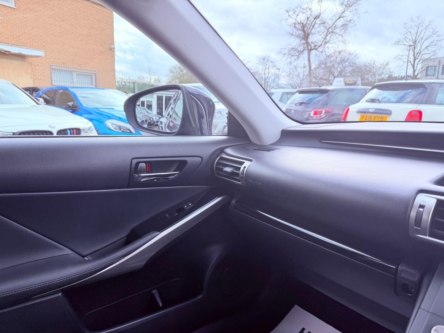 Used Lexus IS 2015 for sale - 77710104: Photo 36