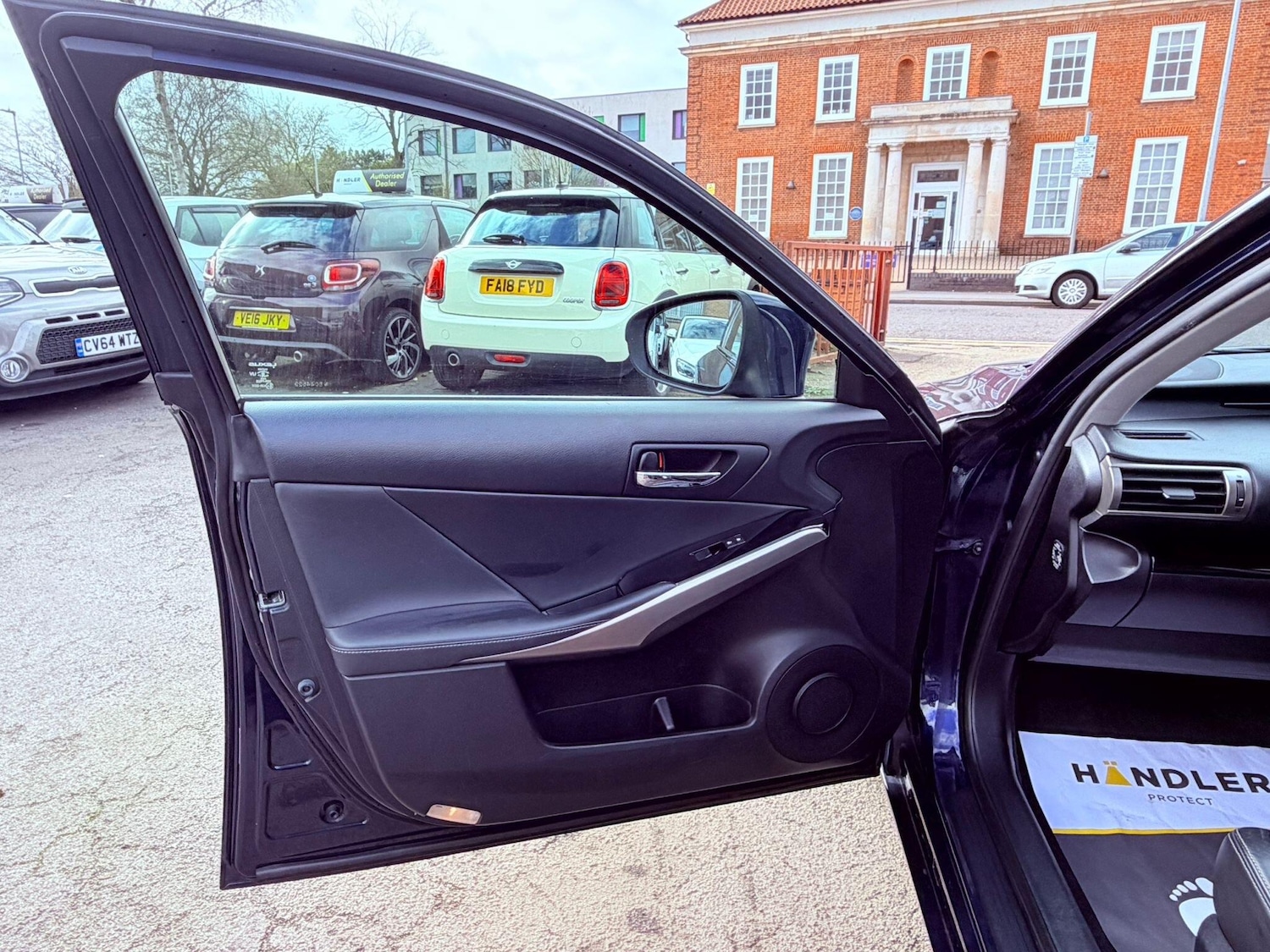 Used Lexus IS 2015 for sale - 77710104: Photo 38