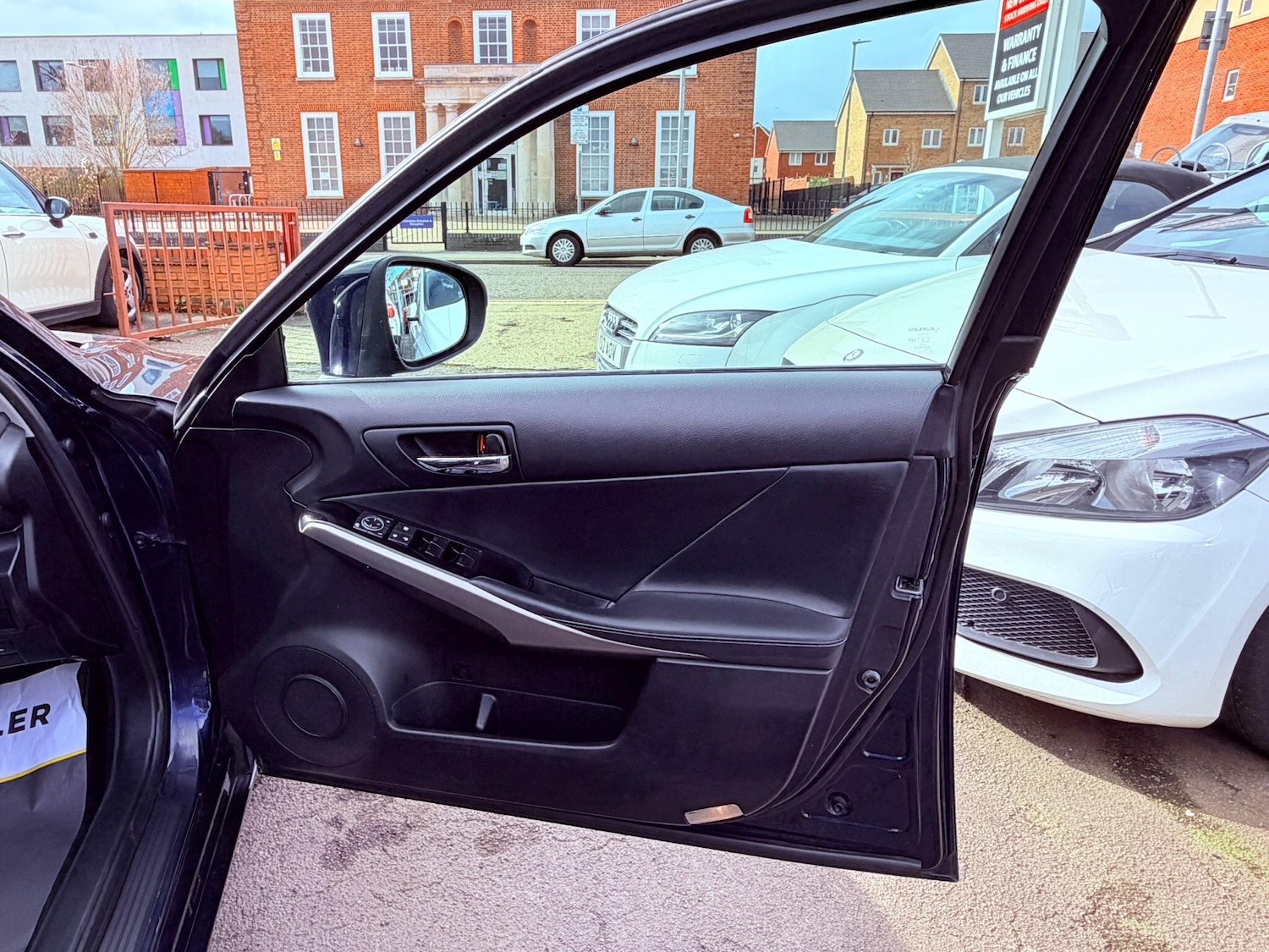 Used Lexus IS 2015 for sale - 77710104: Photo 39