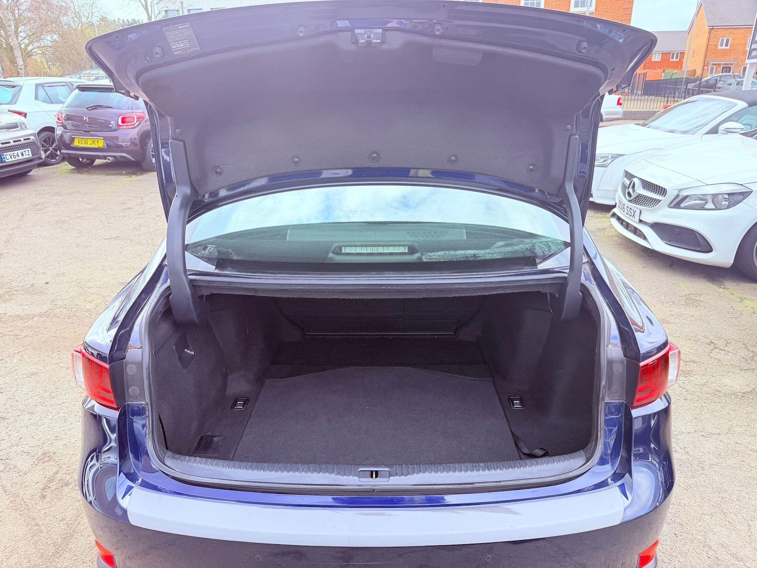 Used Lexus IS 2015 for sale - 77710104: Photo 46